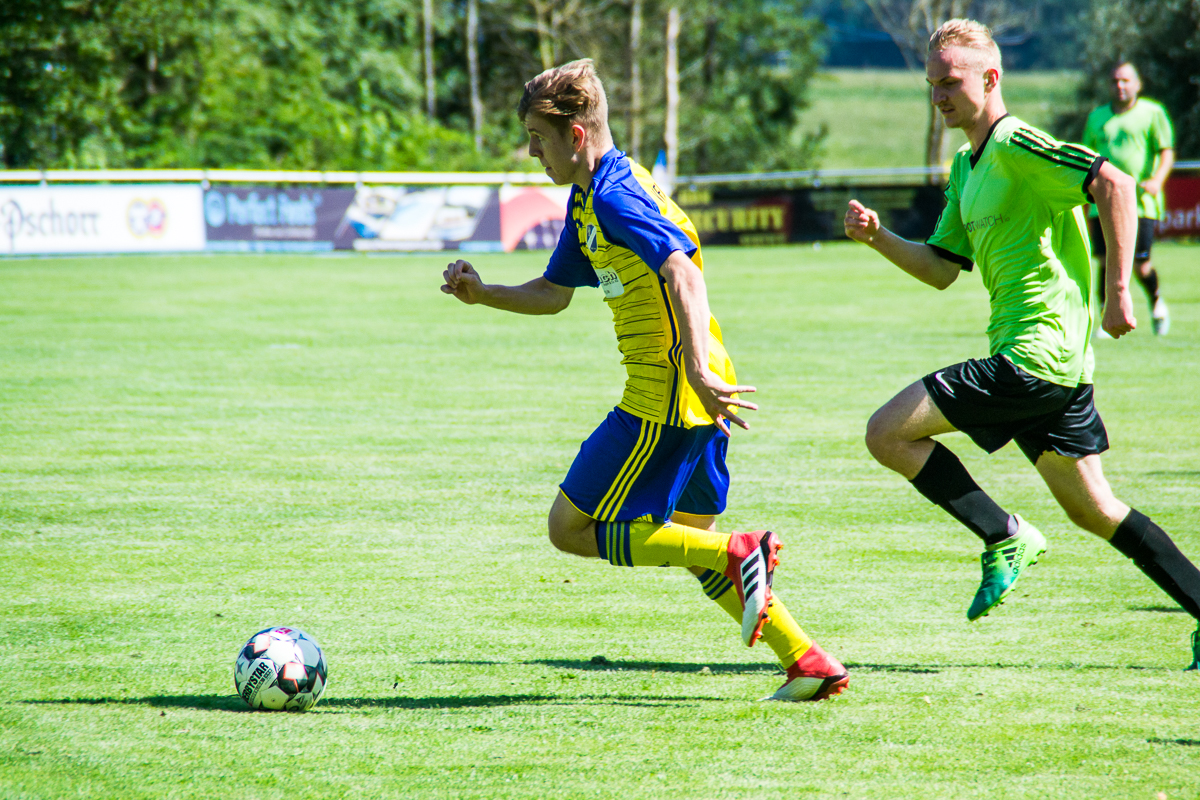 VfL Youngster Thomas Berglmeir entwischte mehrmals seinen Gegenspielern